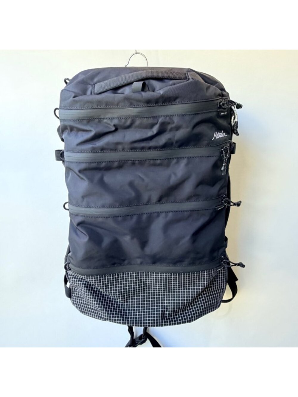 Matador SEG28 Size 4 Black Segmented Travel Backpack 28L Carry On Adventure Bag